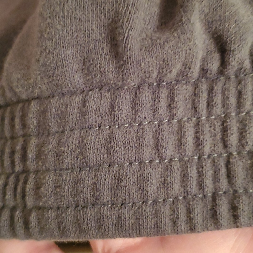 Sweatshirt - Picture 5 of 5